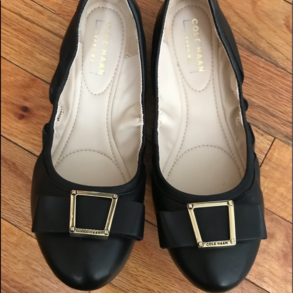 Women’s Cole Haan Black Flats Shoes6.5 Emory Bow - Picture 2 of 8